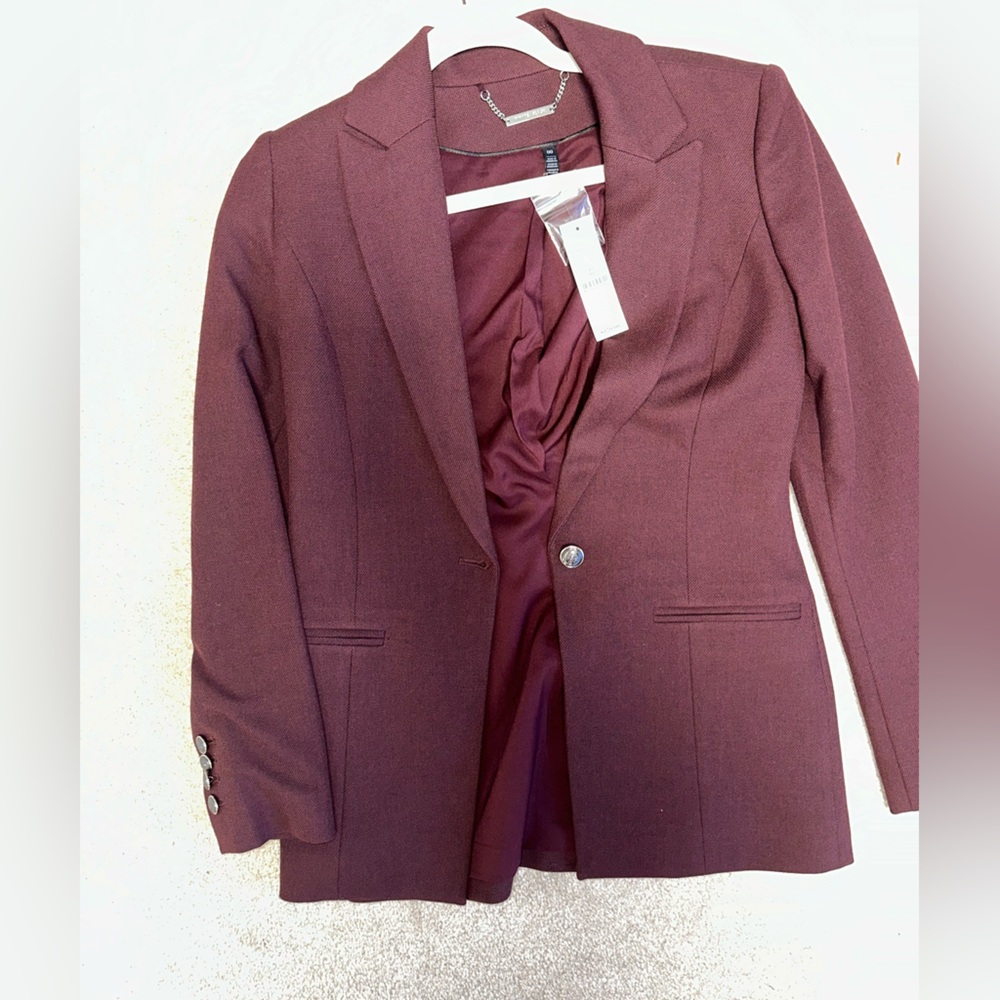 NWT White House Black Market Maroon Blazer. Size 00